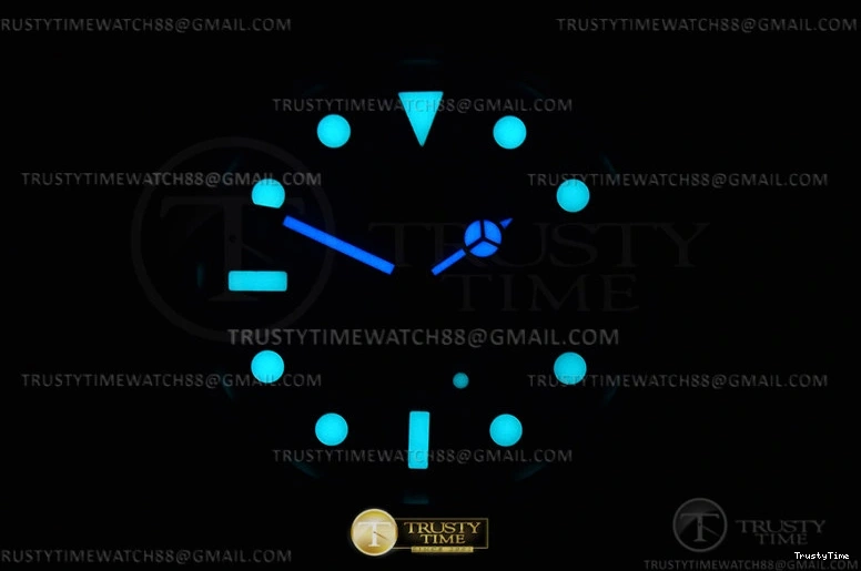 0704 ROLSUB0477B – Submariner 904 Dia Dia Dia OTE JVS A Vibrant 1057